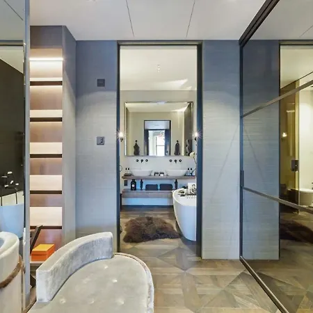 5 Bedoom Villa!!